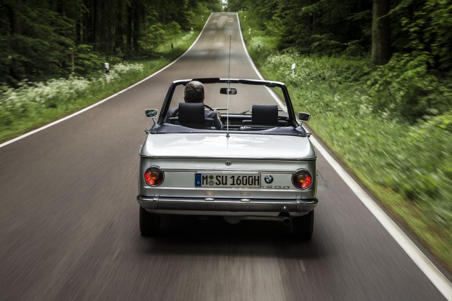  BMW 1600-2 Convertible by Karmann (E10) 1967 года  (фото 11 из 34)